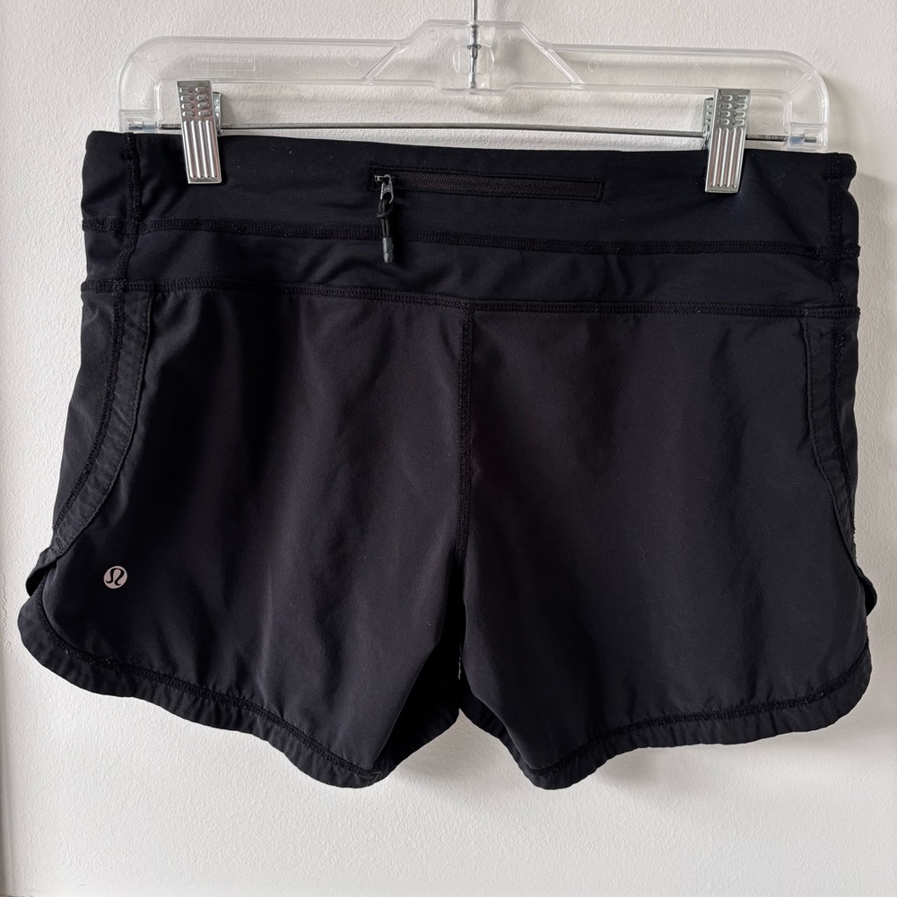 Lululemon Speed Up Shorts 2.5” (Black, Size 6)